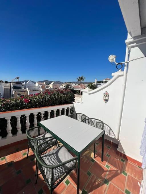 Beautiful Views, Pool & Just 10Min To The Beach Nerja Eksteriør billede
